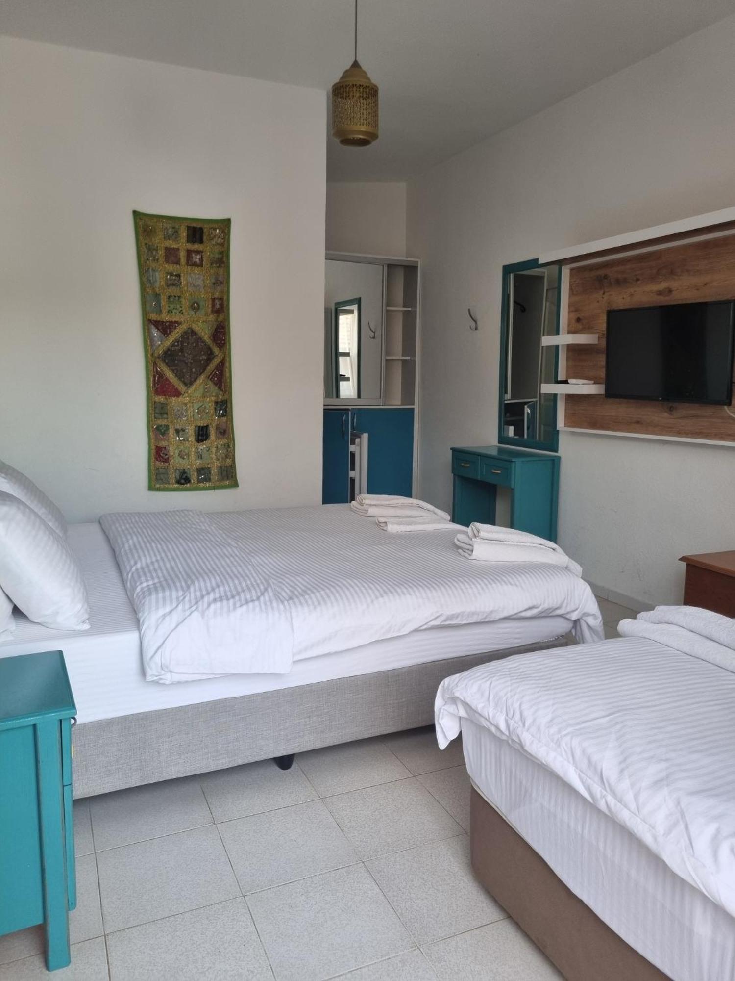 Sunset Boutique Hotel & Apartments Чирали Екстер'єр фото