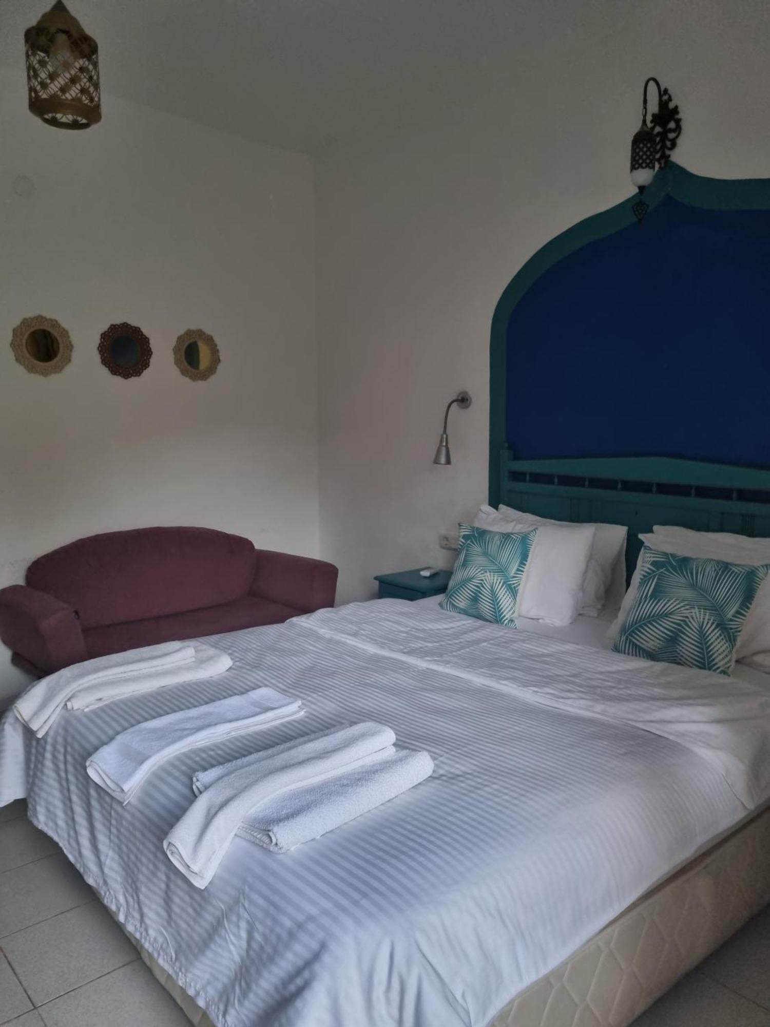 Sunset Boutique Hotel & Apartments Чирали Номер фото