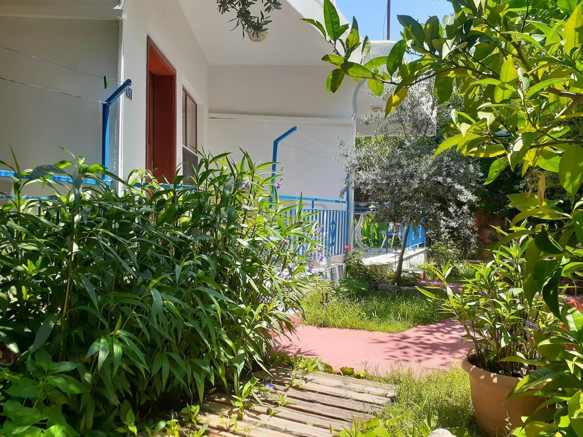 Sunset Boutique Hotel & Apartments Чирали Номер фото