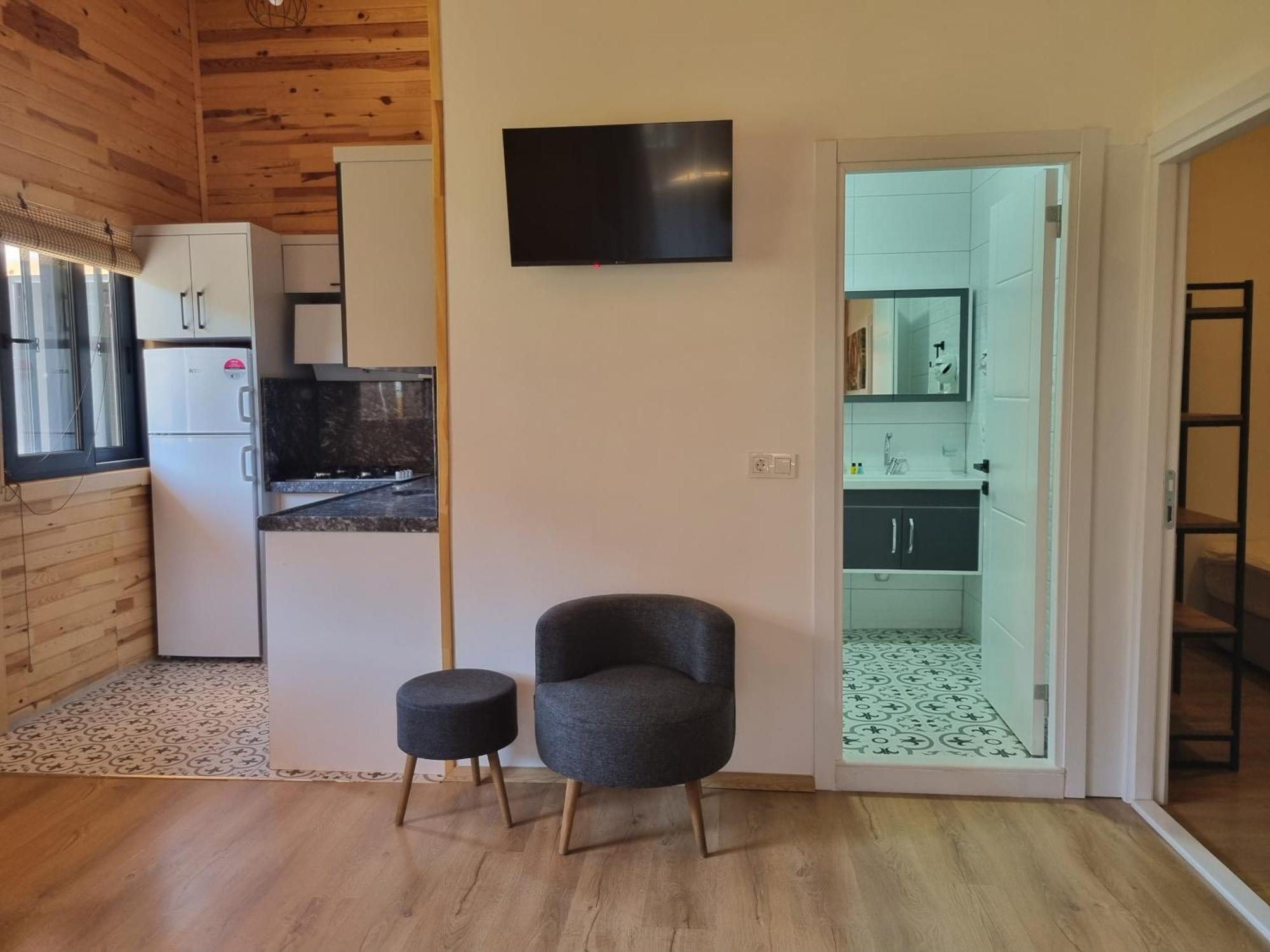 Sunset Boutique Hotel & Apartments Чирали Номер фото