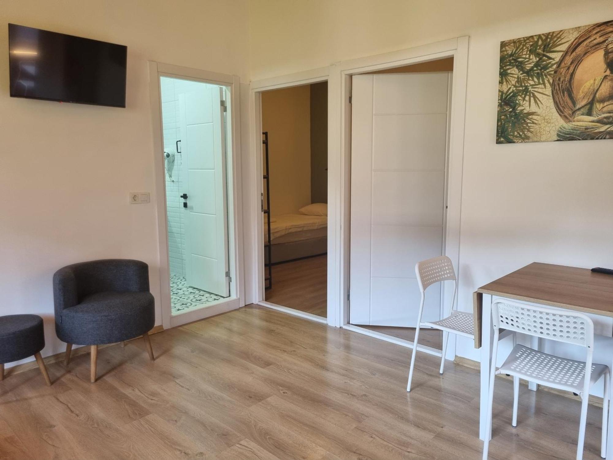 Sunset Boutique Hotel & Apartments Чирали Номер фото